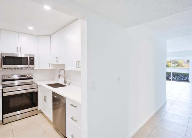 Property at 873 NE 195th St #107, Miami, FL 33179, 2 beds, 1.5 baths