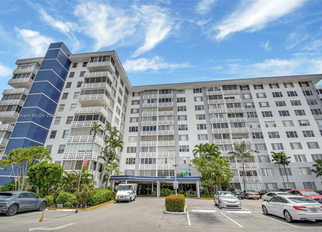 Property at 4350 Hillcrest Dr #306, Hollywood, FL 33021, 1 bed, 1.5 baths