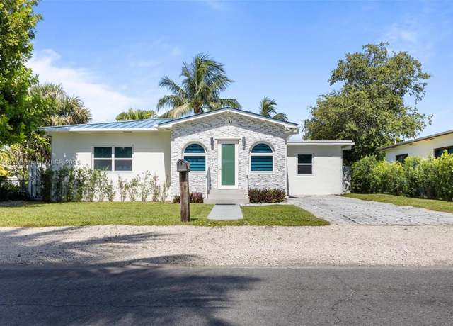 Property at 809 NW 6th Ave, Dania Beach, FL 33004, 3 beds, 2 baths