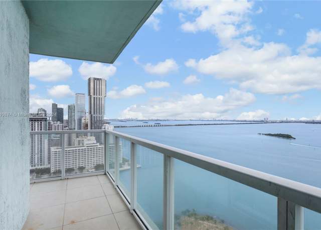 Property at 1900 N Bayshore Dr #2902, Miami, FL 33132, 2 beds, 2.5 baths