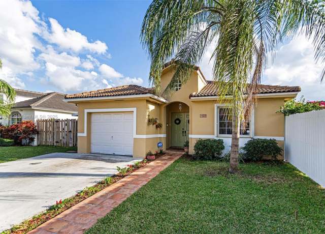Property at 14322 SW 170th Ter, Miami, FL 33177, 5 beds, 2 baths