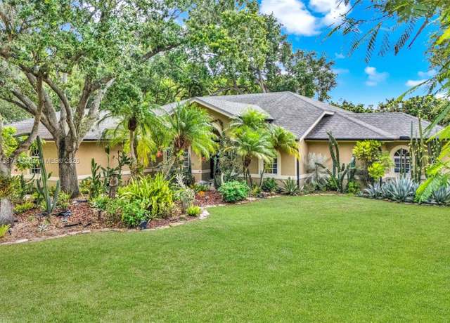 Property at 26605 SW 173rd Ct, Homestead, FL 33031, 4 beds, 2.5 baths