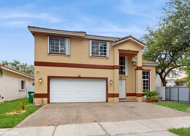 Property at 5323 NW 109th Ct, Doral, FL 33178, 4 beds, 3 baths