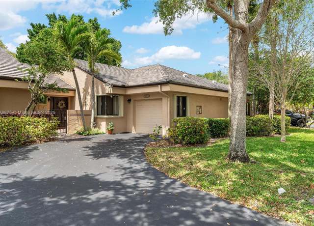 Property at 165 Chelsea Ln, Plantation, FL 33324, 2 beds, 2 baths
