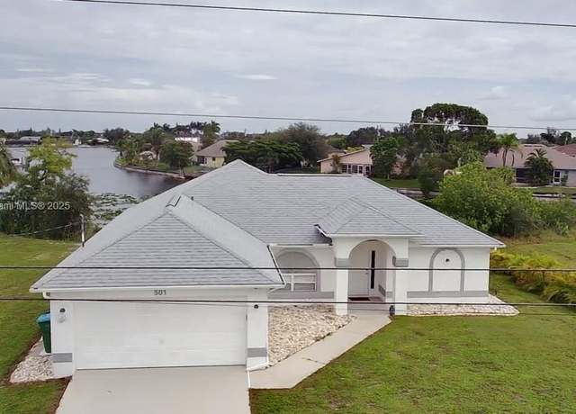 Property at 501 SE 7th St, Cape Coral, FL 33990, 4 beds, 2 baths