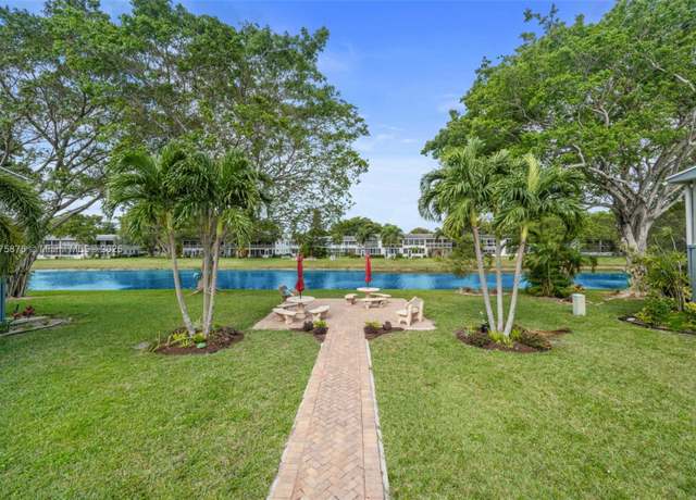 Property at 45 Islewood B #45, Deerfield Beach, FL 33442, 2 beds, 1.5 baths