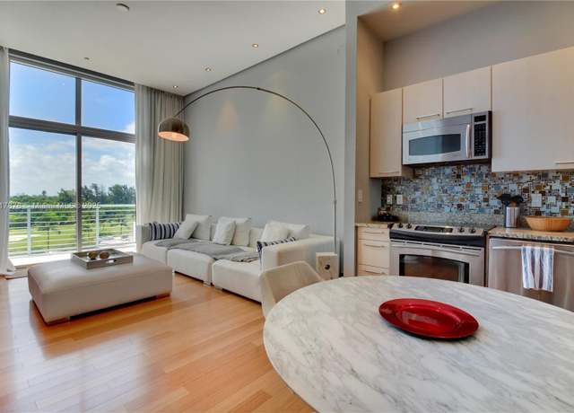 Property at 2001 Meridian Ave Ph -21, Miami Beach, FL 33139, 1 bed, 1.5 baths