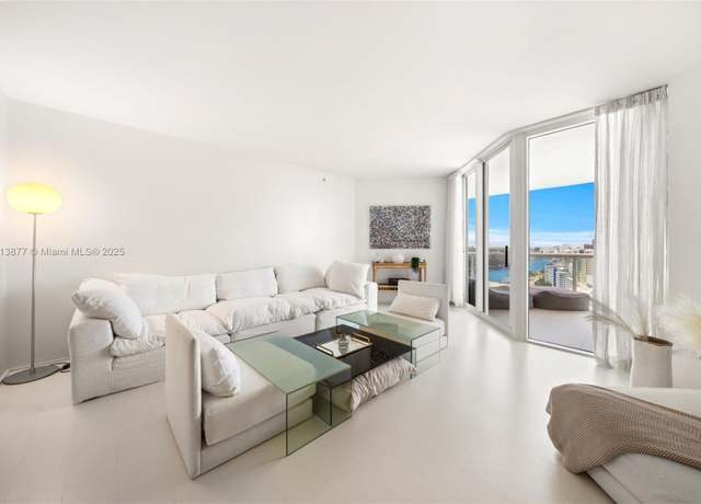Property at 4779 Collins Ave #3108, Miami Beach, FL 33140, 2 beds, 2 baths
