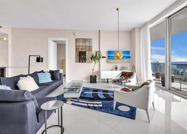 Property at 200 Biscayne Boulevard Way #4804, Miami, FL 33131, 2 beds, 2.5 baths