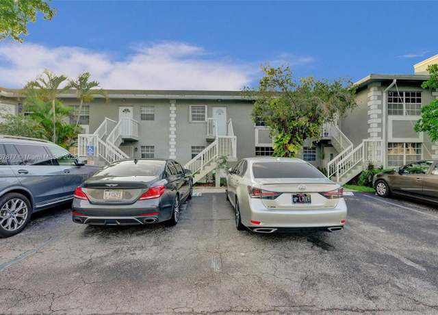 Property at 426 NE 210th Cir Ter Unit 104-2, Miami, FL 33179, 2 beds, 2 baths