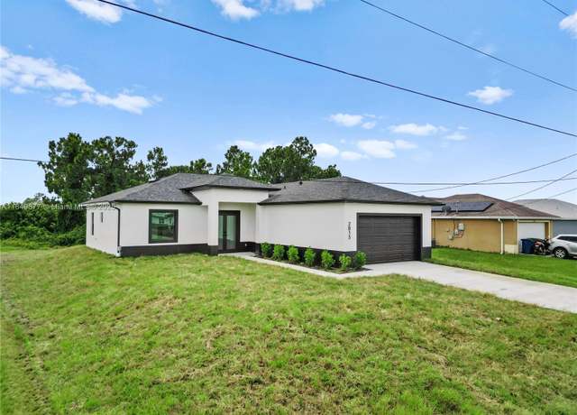 Property at 2813 SW 27th St SW, Lehigh Acres, FL 33976, 3 beds, 2 baths