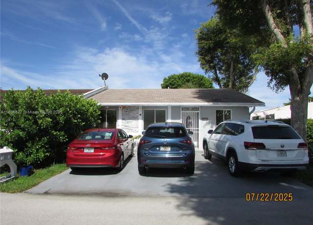 Property at 5620 SW 140th Pl, Miami, FL 33183, 3 beds, 2 baths