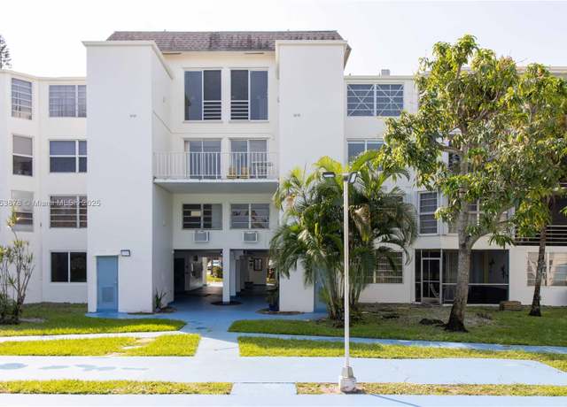 Property at 1701 NE 191st St Unit A111, Miami, FL 33179, 1 bed, 1.5 baths