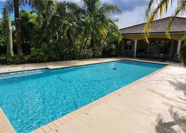 Property at 21401 SW 187th Ave, Miami, FL 33187, 4 beds, 2 baths