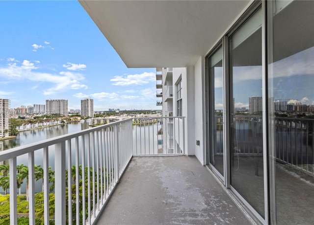 Property at 2801 NE 183rd St Unit 1510W, Aventura, FL 33160, 1 bed, 2 baths