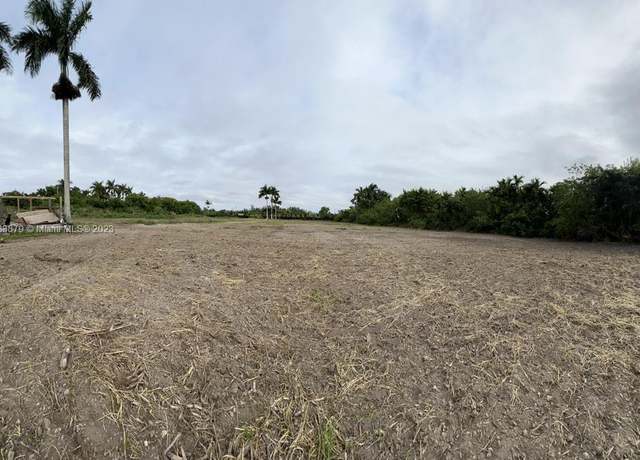Property at 206 Ave, Miami, FL 33187