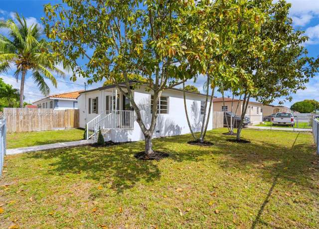 Property at 301 E 35th St, Hialeah, FL 33013, 3 beds, 1 bath