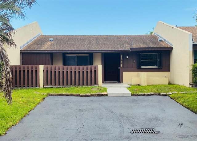 Property at 12224 SW 118th Ln, Miami, FL 33186, 2 beds, 2 baths