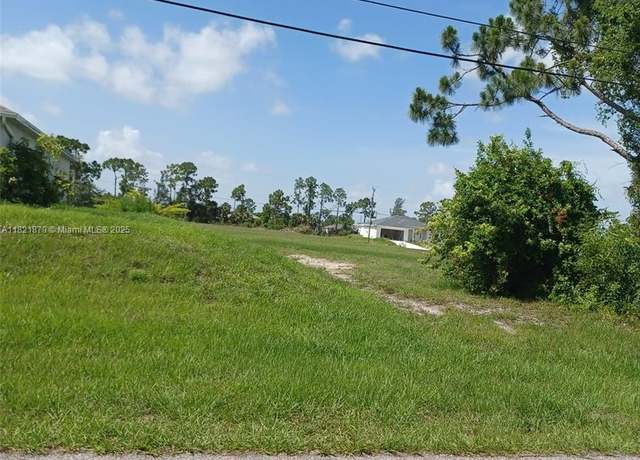 Property at 2314 NE 36th St, Cape Coral, FL 33909