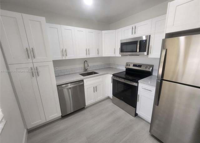 Property at 138 S Cypress Rd #217, Pompano Beach, FL 33060, 2 beds, 2 baths