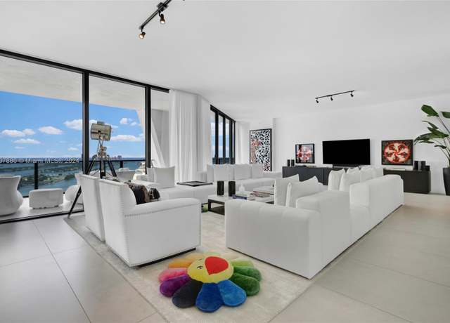 Property at 1000 Biscayne Blvd #3802, Miami, FL 33132, 4 beds, 5.5 baths
