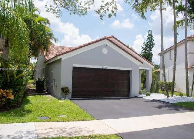 Property at 1353 Majesty Ter, Weston, FL 33327, 3 beds, 2 baths