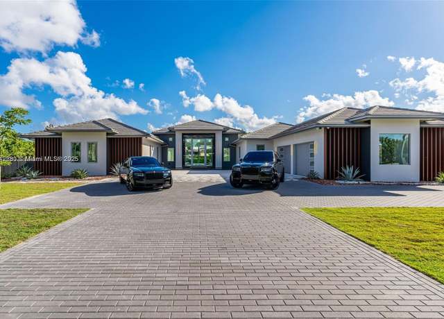 Property at 9790 SW 62nd St, Miami, FL 33173, 5 beds, 5 baths