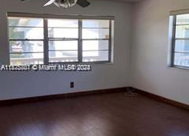 Property at 295 Windsor M #295, West Palm Beach, FL 33417, 1 bed, 1.5 baths