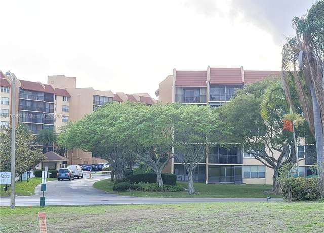 Property at 7080 Environ Blvd #424, Lauderhill, FL 33319, 2 beds, 2 baths