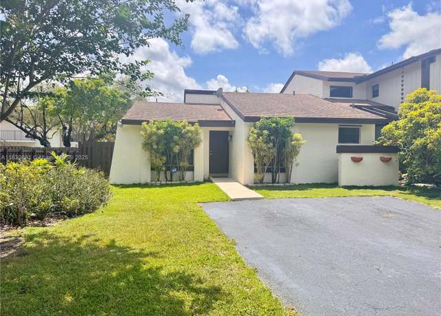 Property at 6726 SW 129th Pl, Miami, FL 33183, 2 beds, 2 baths