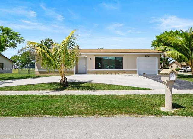 Property at 8930 NW 79th St, Tamarac, FL 33321, 3 beds, 2 baths