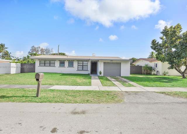Property at 9570 Jamaica Dr, Cutler Bay, FL 33189, 4 beds, 3 baths