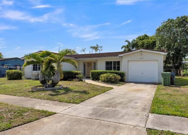 Property at 6924 NW 8th Ct, Margate, FL 33063, 3 beds, 2 baths