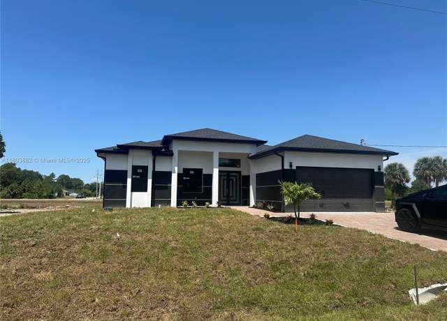 Property at 1713 N Lee Ave, Lehigh Acres, FL 33972, 4 beds, 2 baths
