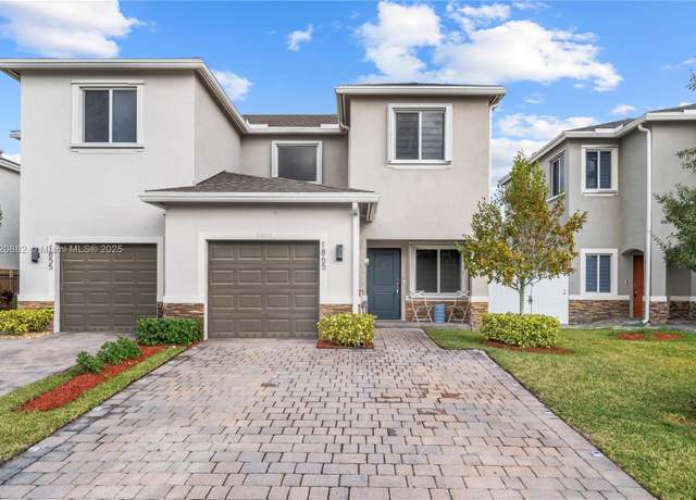 Property at 1865 SE 8th Pl, Homestead, FL 33034, 3 beds, 3 baths