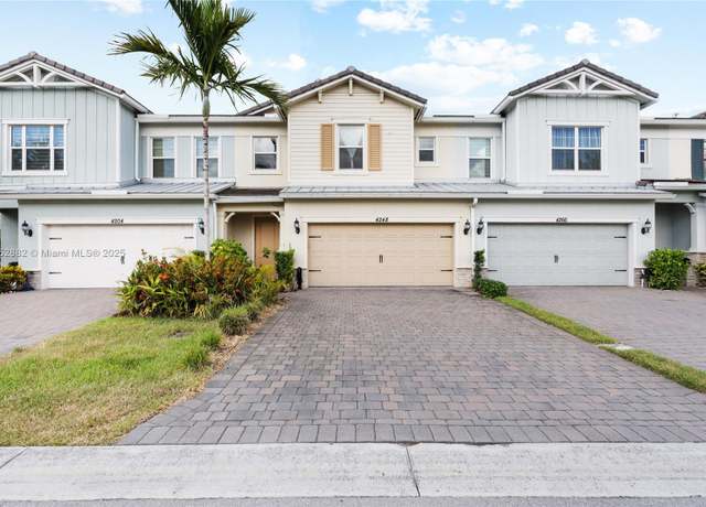 Property at 4248 Ficus St, Hollywood, FL 33021, 3 beds, 2.5 baths
