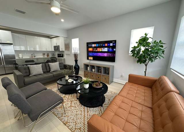 Property at 994 NW 2nd St, Miami, FL 33128, 4 beds, 2 baths