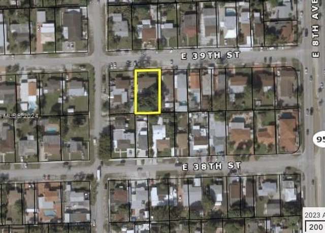 Property at 720 E 39th St, Hialeah, FL 33013, 3 beds, 1 bath