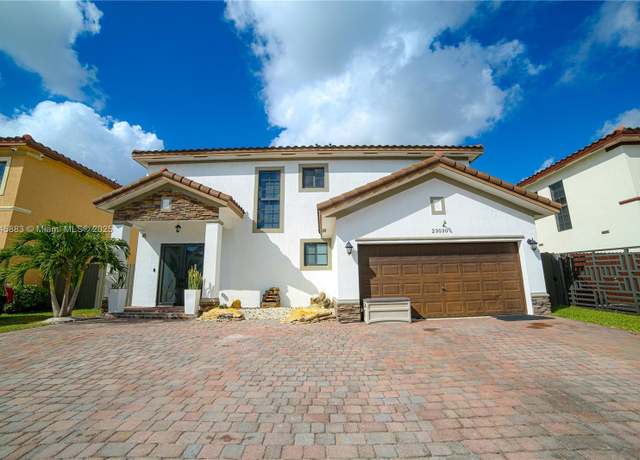 Property at 23030 SW 114th Path, Miami, FL 33170, 5 beds, 4 baths
