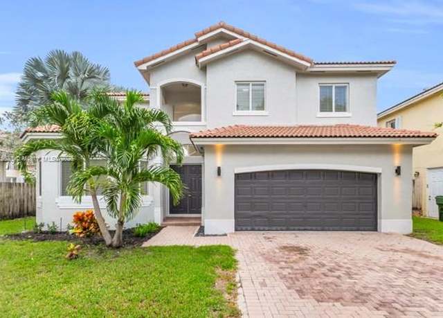 Property at 1940 SE 21st Ct, Homestead, FL 33035, 4 beds, 3.5 baths