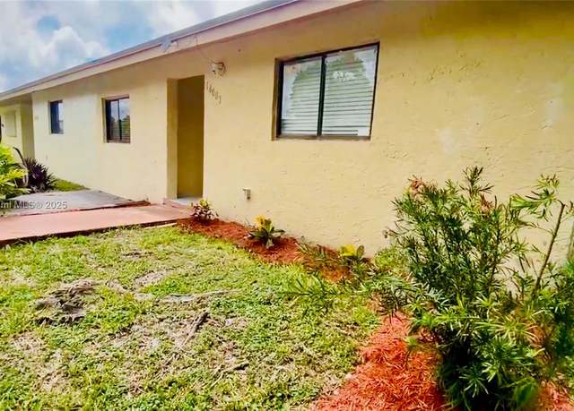 Property at 14003 SW 281st Ter, Homestead, FL 33033, 3 beds, 2 baths