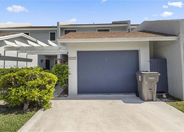 Property at 1629 Woodbridge Lakes Cir, West Palm Beach, FL 33406, 3 beds, 2.5 baths
