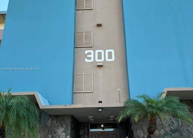 Property at 300 NE 14th Ave #505, Hallandale Beach, FL 33009, 1 bed, 1.5 baths