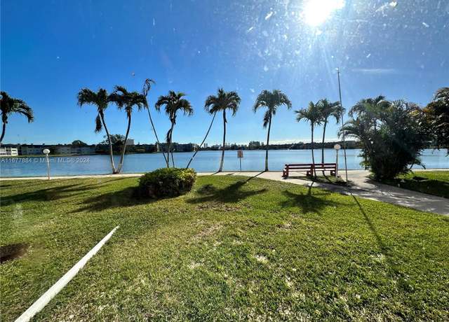 Property at 18707 NE 14th Ave #534, Miami, FL 33179, 1 bed, 1.5 baths