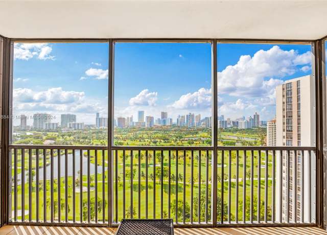 Property at 20301 W Country Club Dr #2228, Aventura, FL 33180, 2 beds, 2 baths