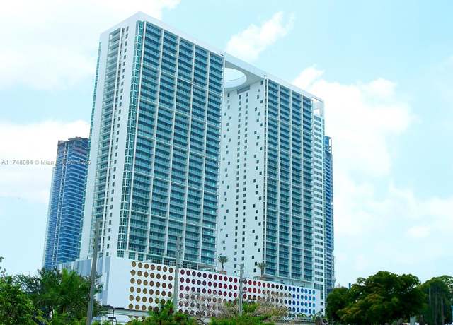 Property at 55 SE 6th St #2005, Miami, FL 33131, 2 beds, 2 baths