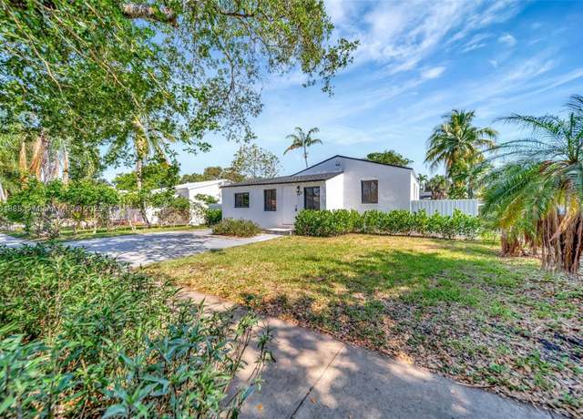 Property at 1921 Harding St, Hollywood, FL 33020, 4 beds, 2 baths