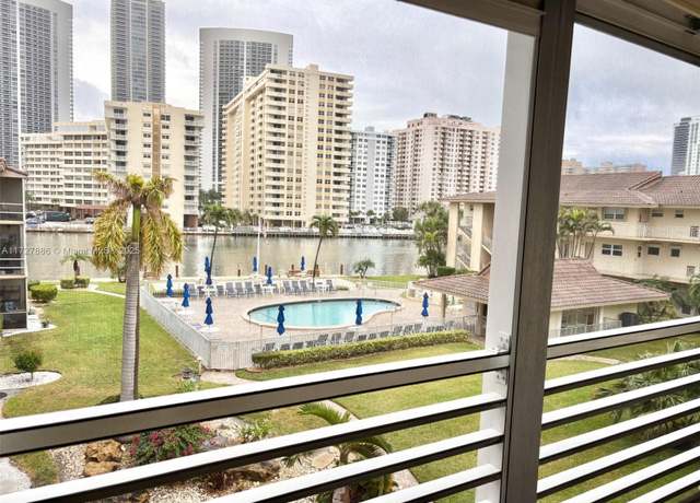 Property at 2600 Diana Dr #318, Hallandale Beach, FL 33009, 1 bed, 1.5 baths