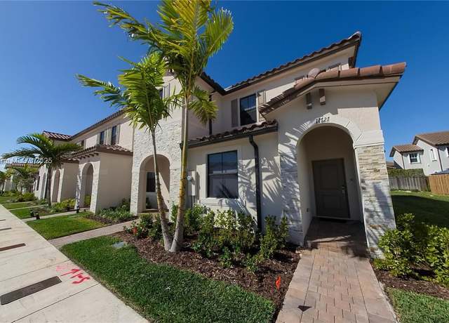 Property at 11721 SW 245th Ter #11721, Homestead, FL 33032, 3 beds, 3 baths
