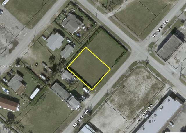 Property at 42 NE 3rd Rd, Homestead, FL 33030